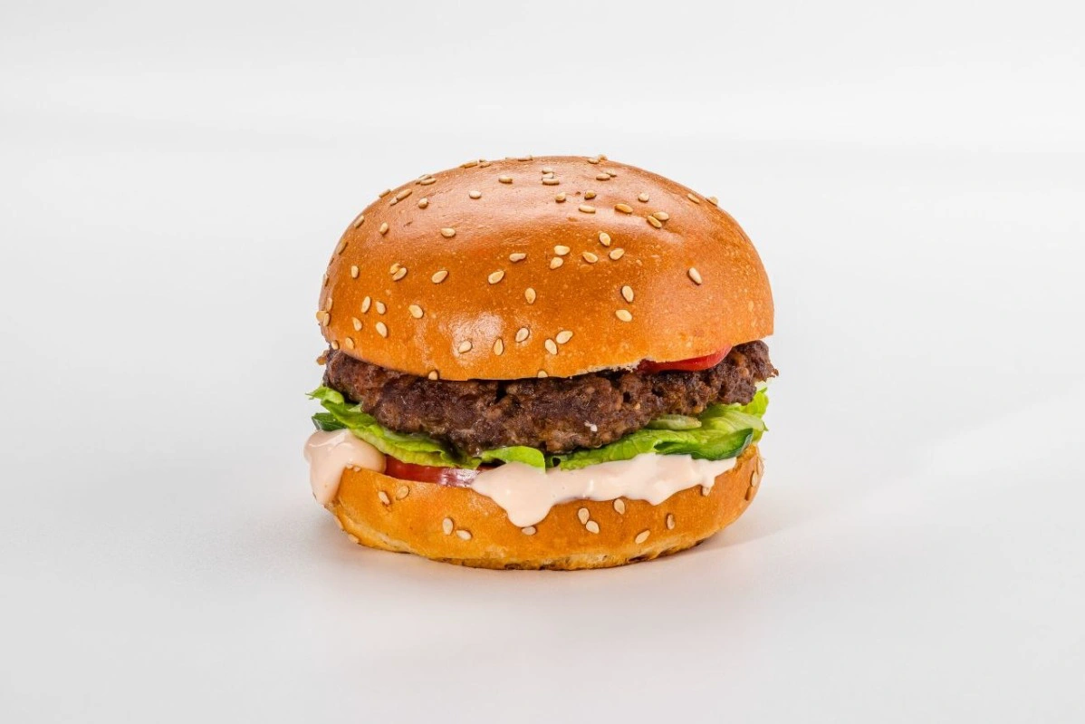 Mol go'shti bilan burger